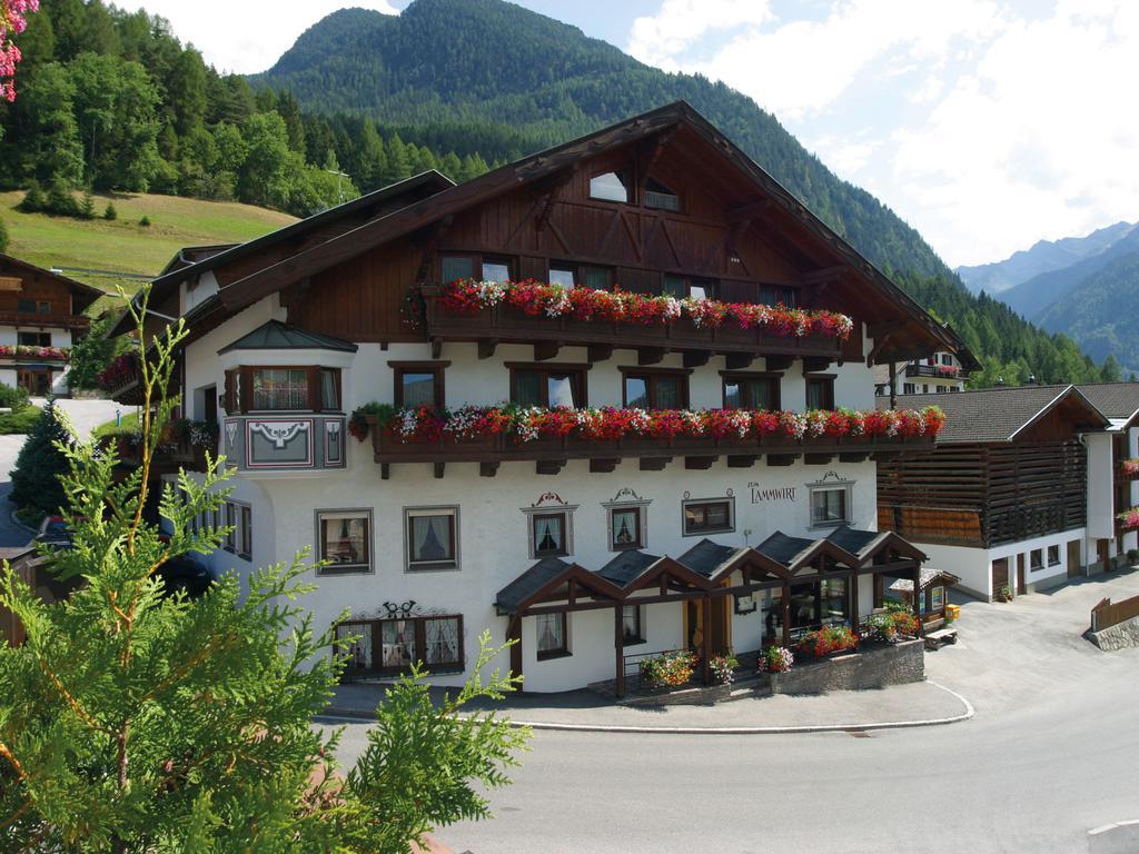 Hotel Lammwirt Jerzens Exteriör bild