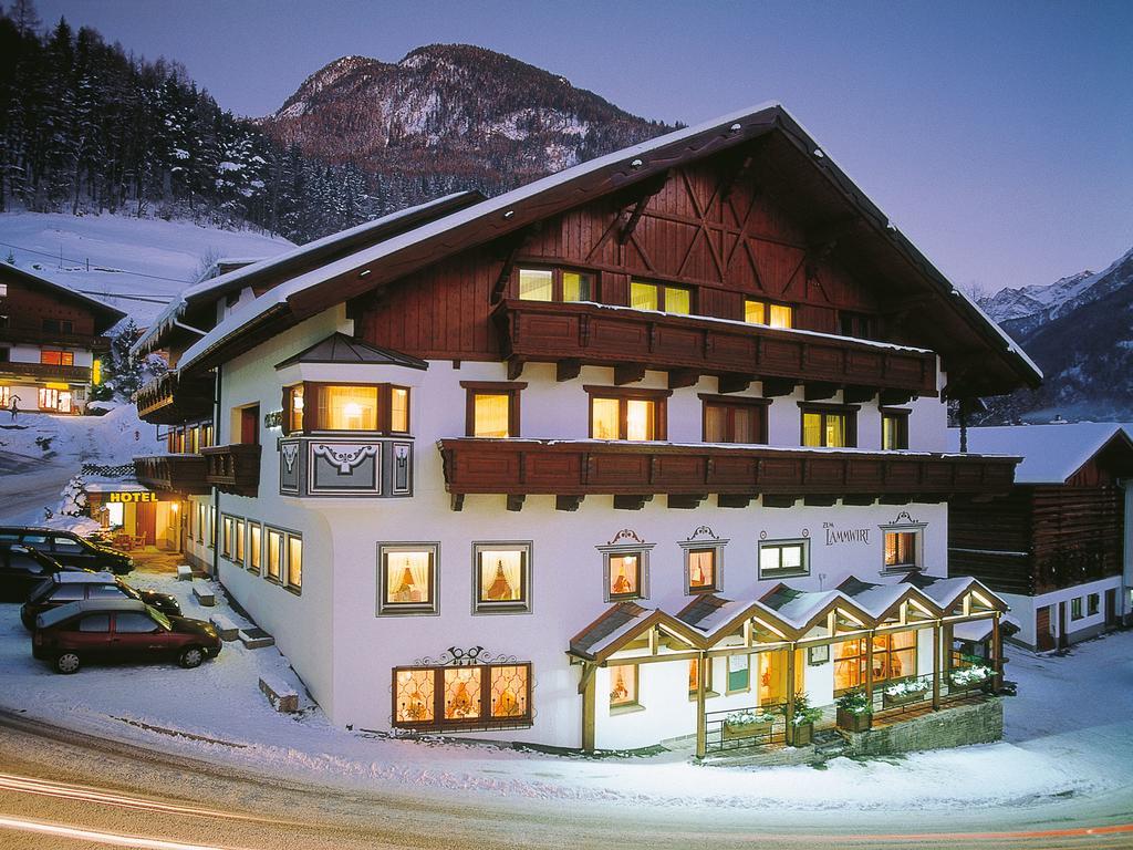 Hotel Lammwirt Jerzens Exteriör bild